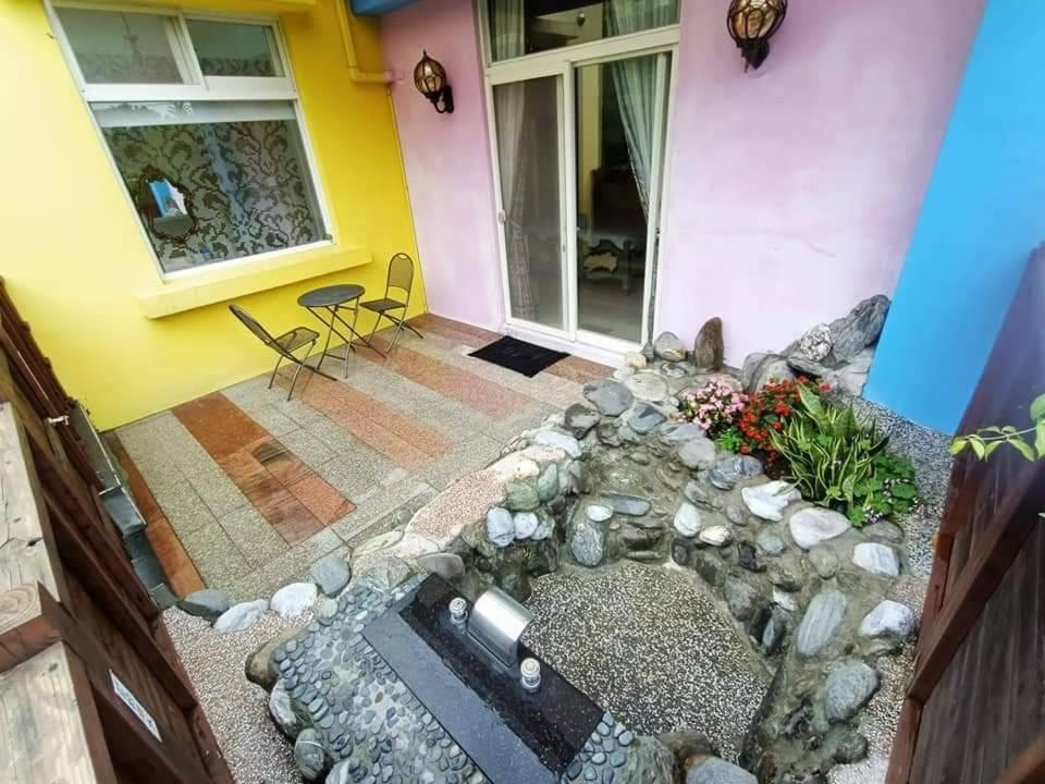 依比鴨鴨水岸會館 Ducking House Bed & Breakfast Руисуи Екстериор снимка